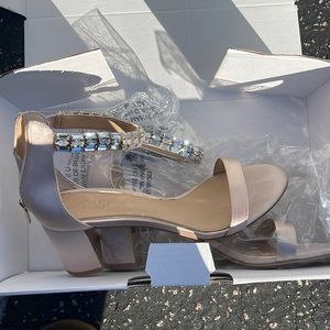 8.5 badgley mishka heels
